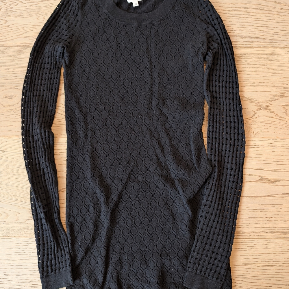 Aritzia Black Textured Crew Neck Sweater
